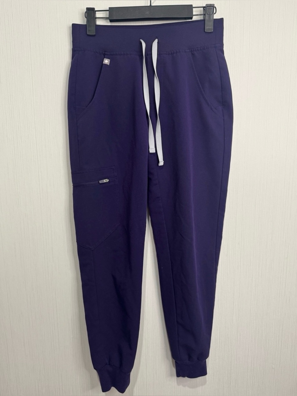 FIGS ZAMORA JOGGER Scrub Pants. XXS Petite. Purple Jam.